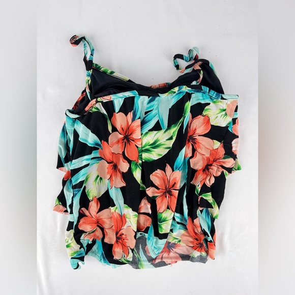 Caribbean Joe Island Supply Co Floral Tankini Top with Built in Bra - Picture 3 of 6